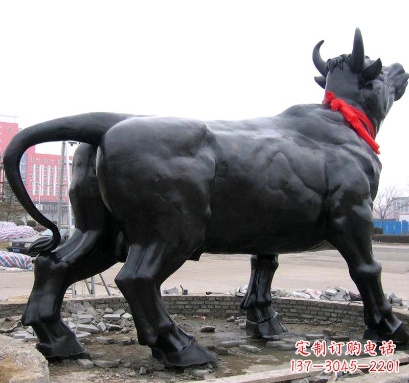 金华昂头的铜雕水牛