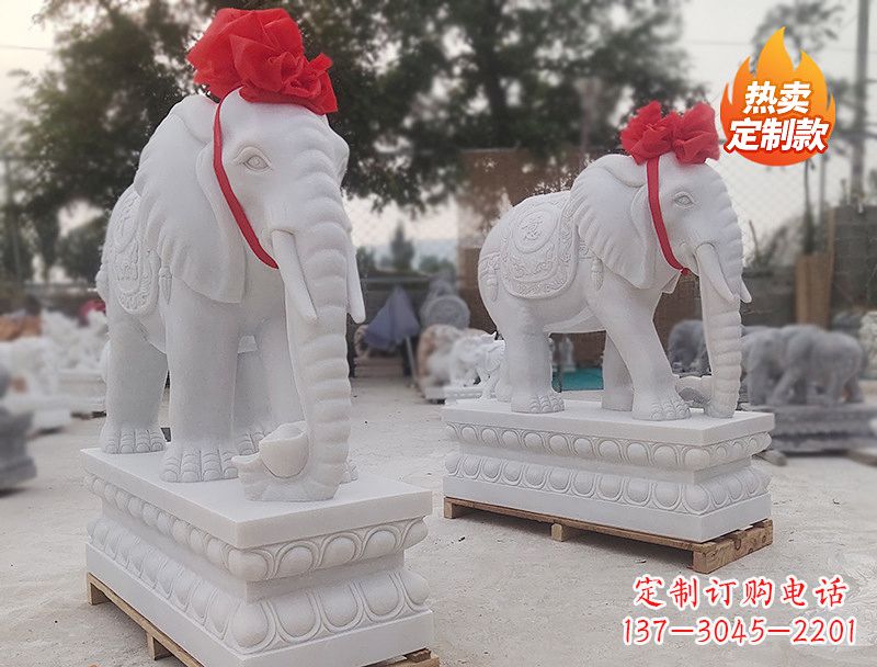 金华白色石雕大象卷鼻子