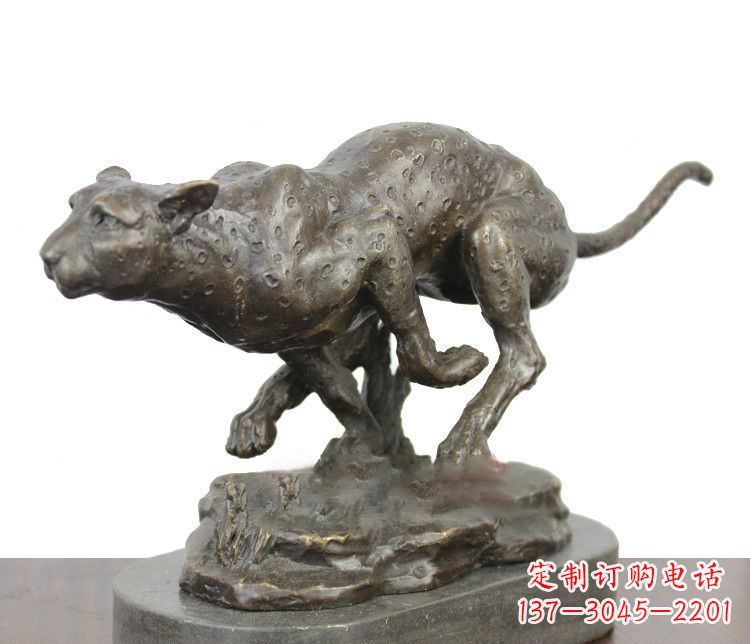 金华豹子动物铜雕
