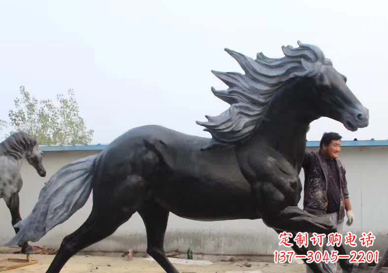 金华奔马仿真马雕塑