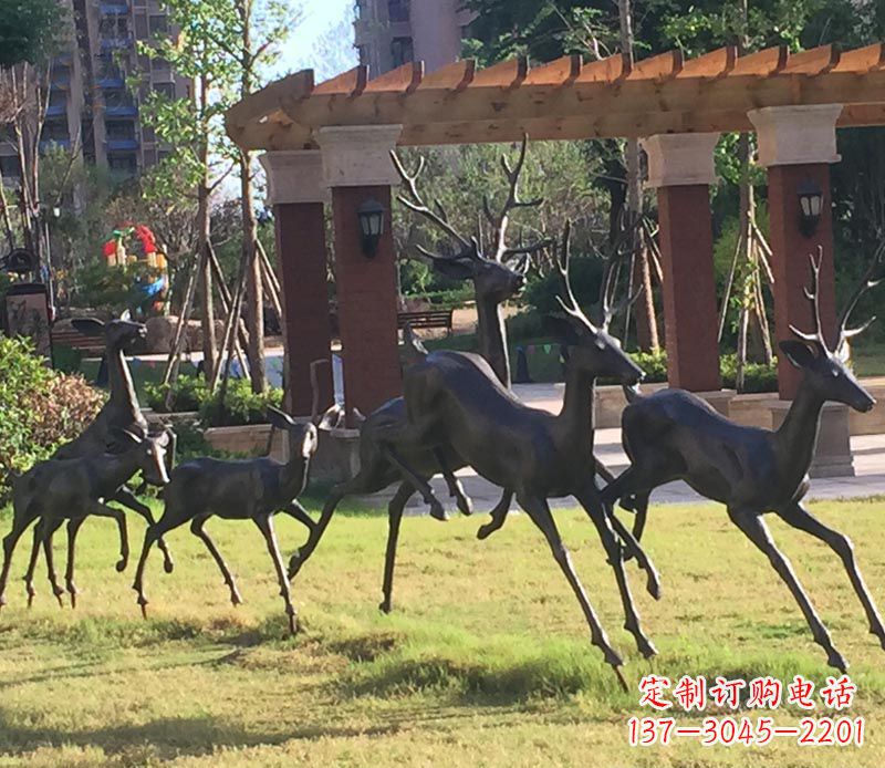 金华奔跑的梅花鹿公园动物铜雕
