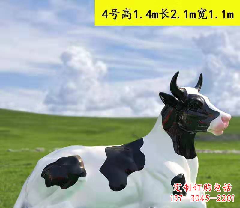金华玻璃钢彩绘黑白奶牛雕塑