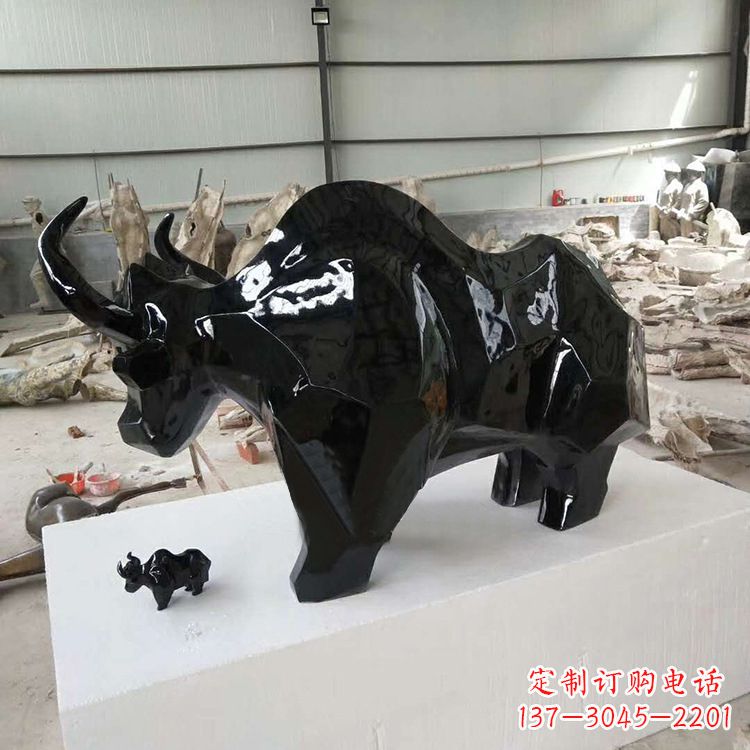 金华玻璃钢动物雕塑——展现自然之美