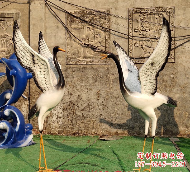 金华仙鹤雕塑玻璃钢的艺术之美