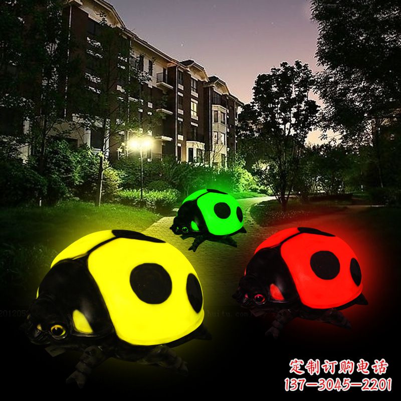 金华玻璃钢发光七星瓢虫雕塑璀璨夺目的夜景