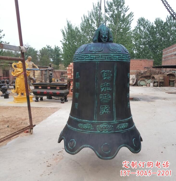 金华玻璃钢铜钟雕塑精美外观,持久耐用
