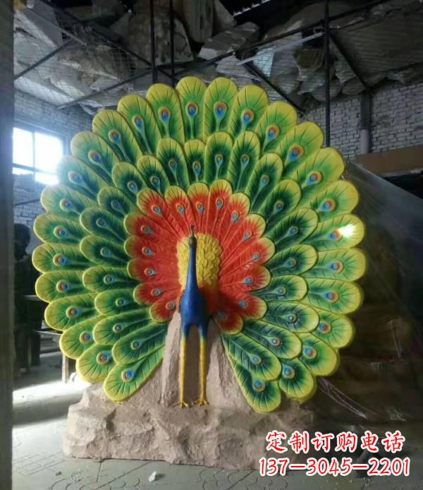 金华玻璃钢仿真动物孔雀雕塑