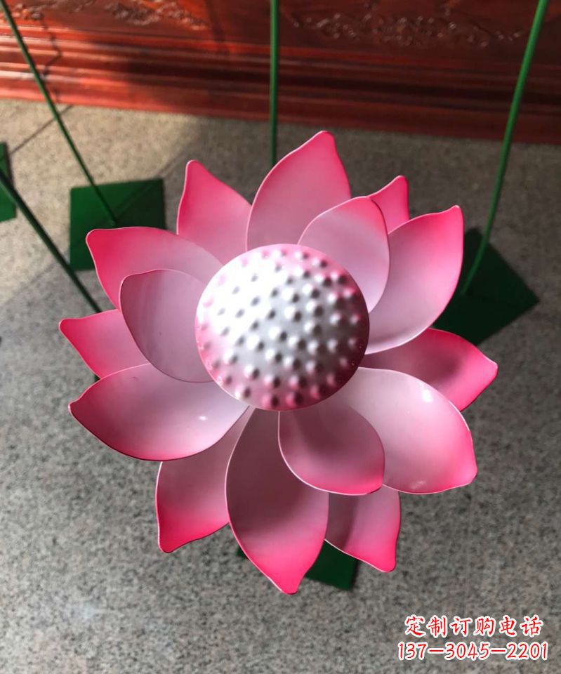 金华玻璃钢荷花雕塑