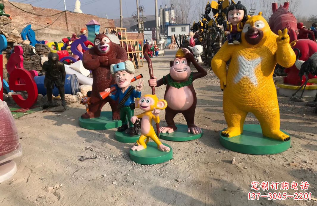 金华玻璃钢仿真熊二雕塑一种可爱的艺术品