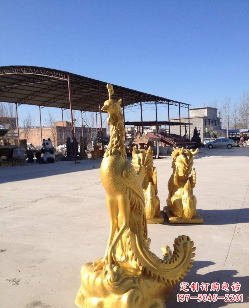 金华玻璃钢凤凰雕塑一种现代雕塑艺术