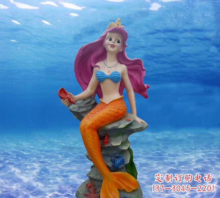 金华玻璃钢雕刻的美人鱼