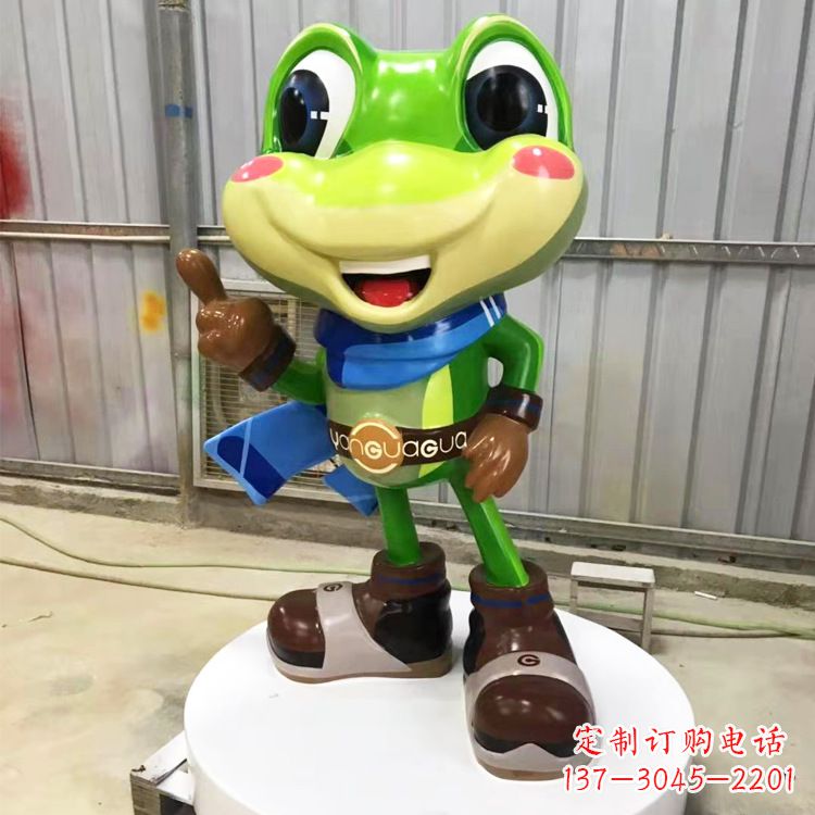 金华玻璃钢青蛙雕塑——为商场儿童游乐场增添点缀