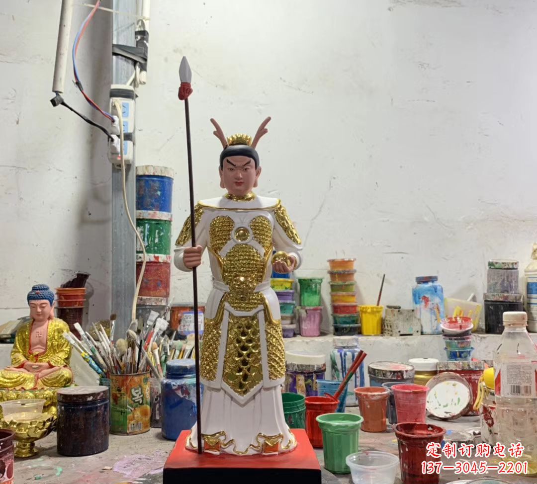 金华玻璃钢龙王三太子雕塑传承传统文化的艺术瑰宝