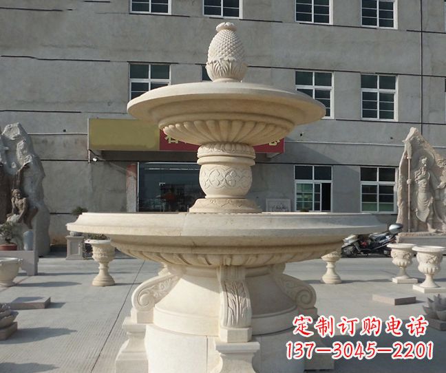 金华菠萝雕塑点缀小区景观的精美艺术品