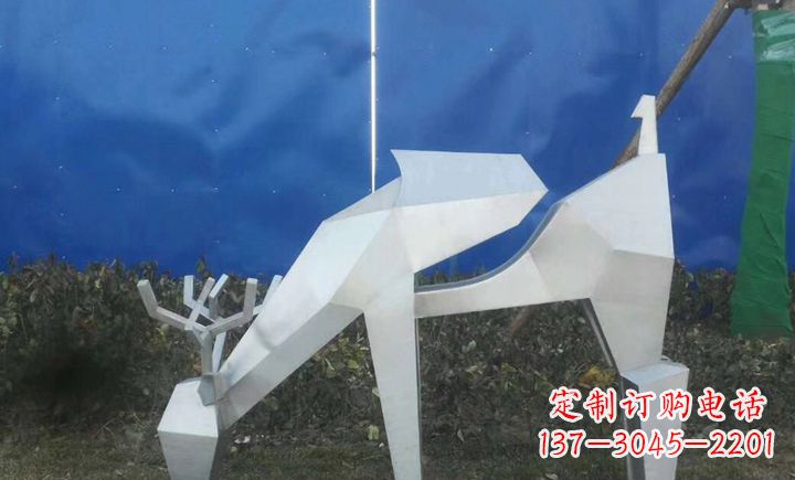 金华梅花鹿不锈钢不规则雕塑的传奇