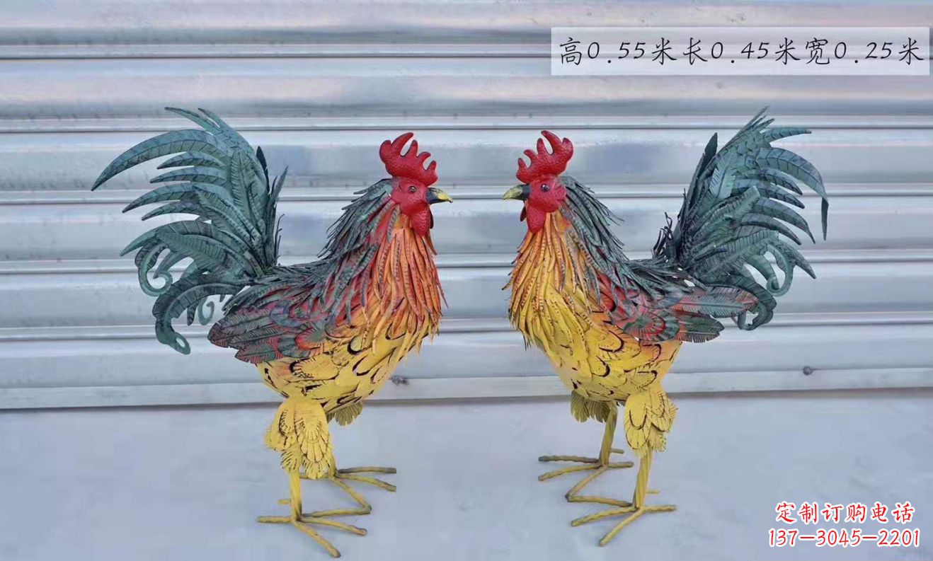 金华不锈钢彩绘公鸡雕塑——景观雕塑的精彩绽放