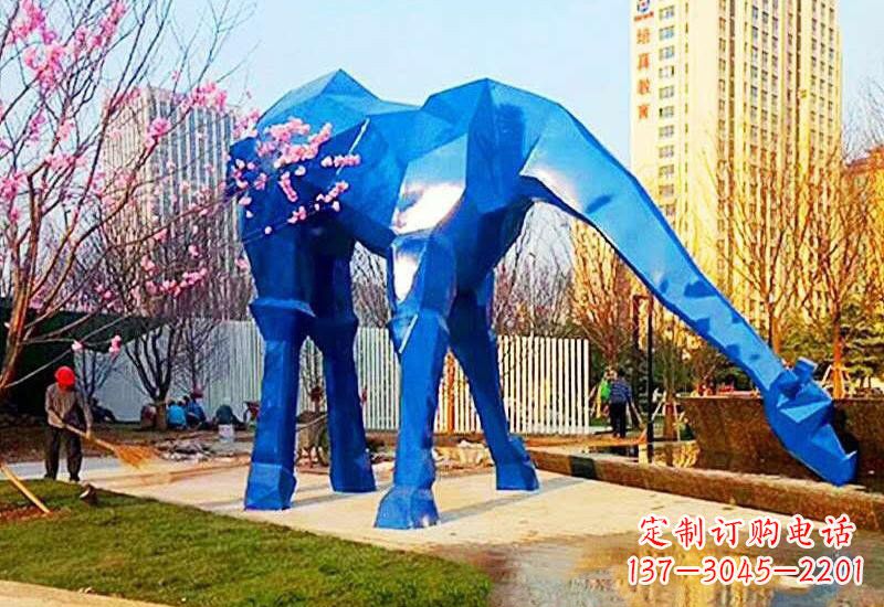 金华不锈钢彩色大型几何长颈鹿雕塑