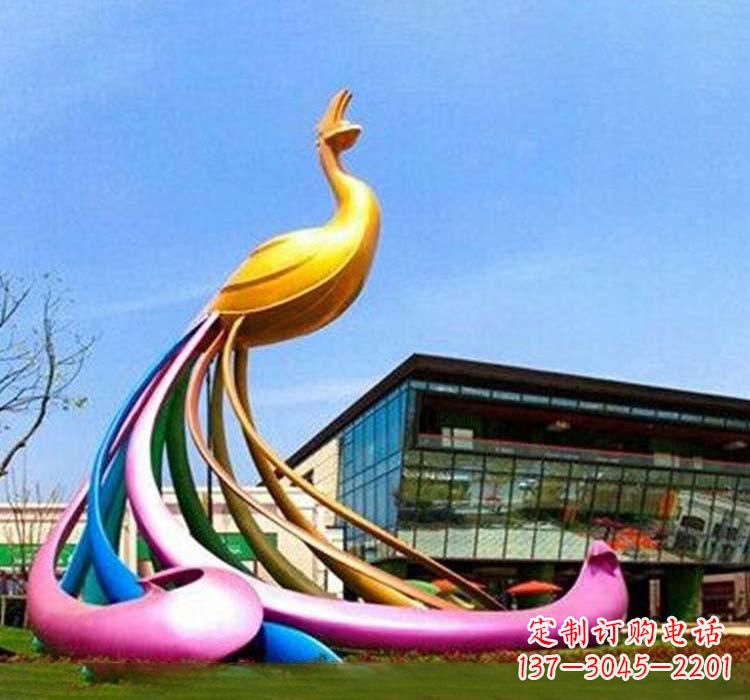 金华不锈钢彩色孔雀雕塑——美轮美奂的艺术精品