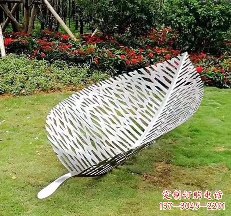 金华不锈钢树叶雕塑艺术与美的结合