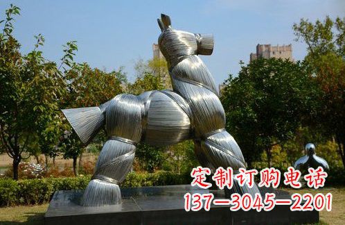 金华不锈钢草扎马雕塑艺术精彩绽放