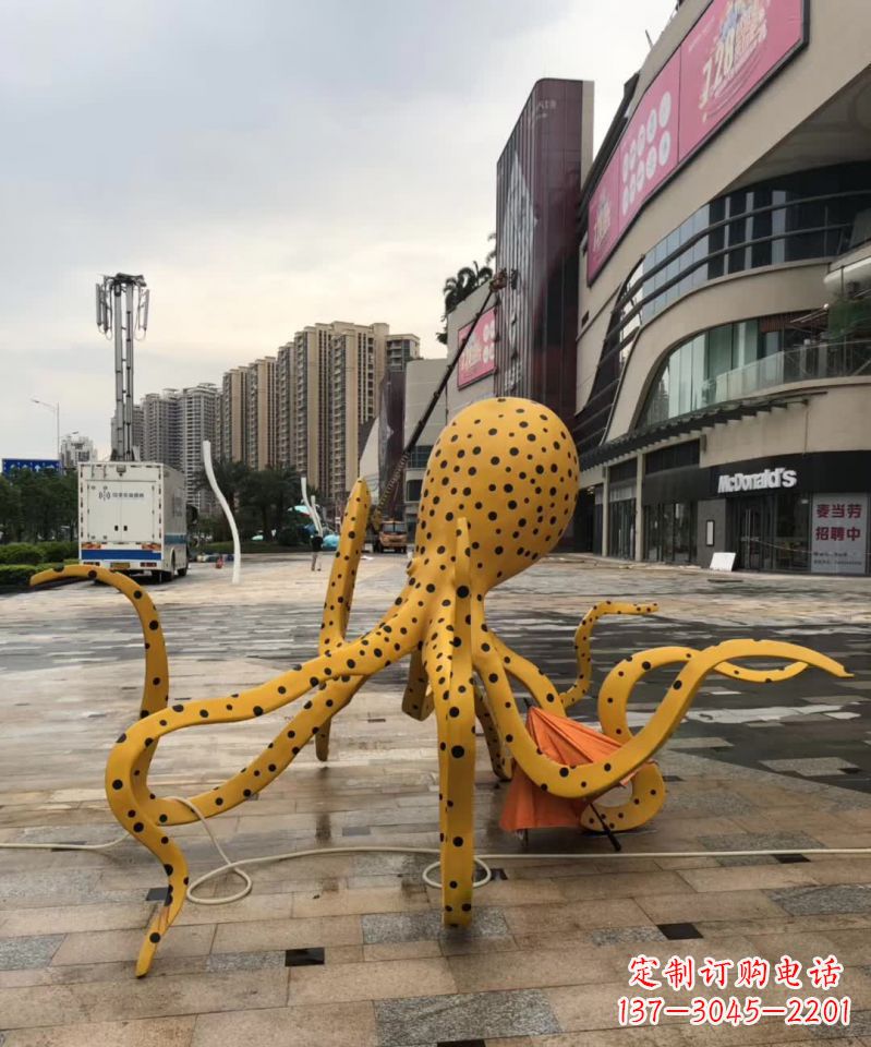 金华不锈钢章鱼雕塑一座海洋之城的标志
