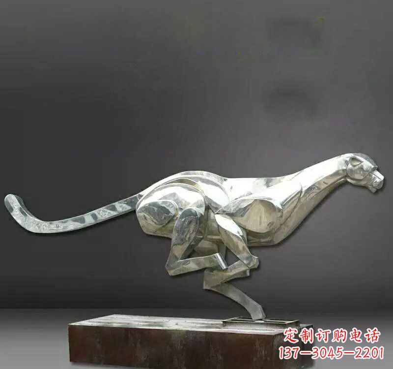 金华不锈钢豹子雕塑一种精美的雕塑艺术
