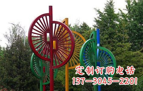 金华不锈钢风车雕塑——动态美的艺术结晶