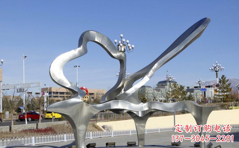 金华不锈钢抽象钢琴广场雕塑