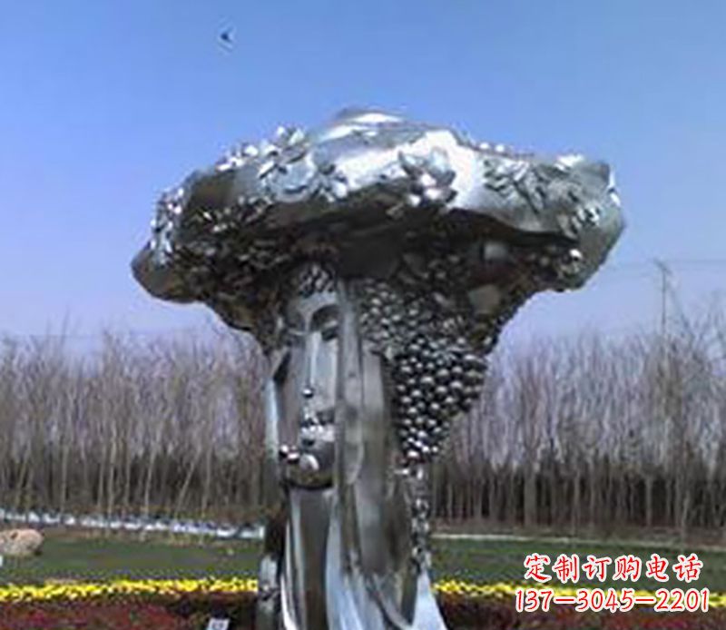 金华不锈钢葡萄雕塑——点缀美丽景观