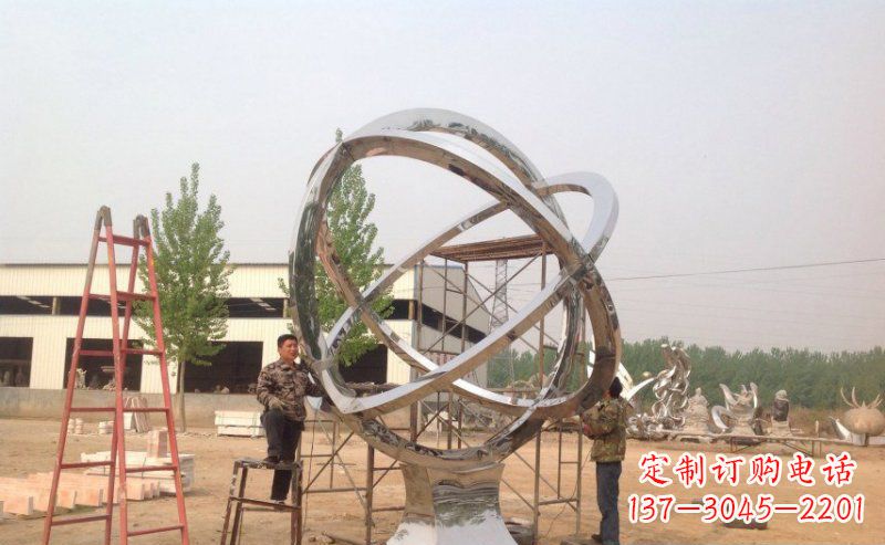 金华不锈钢抽象圆环雕塑。