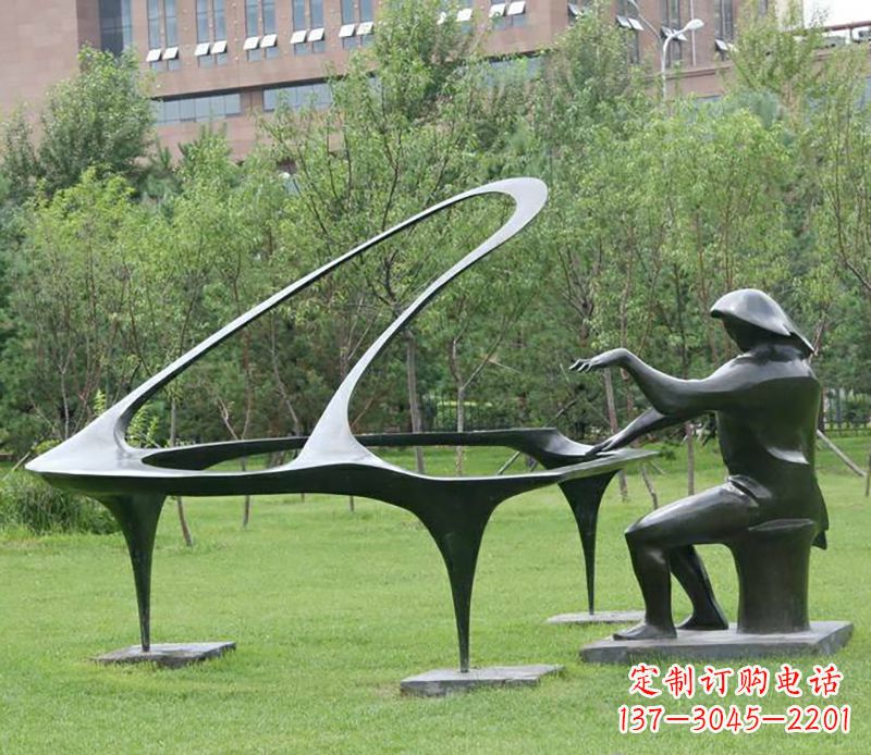 金华不锈钢弹钢琴人物公园雕塑