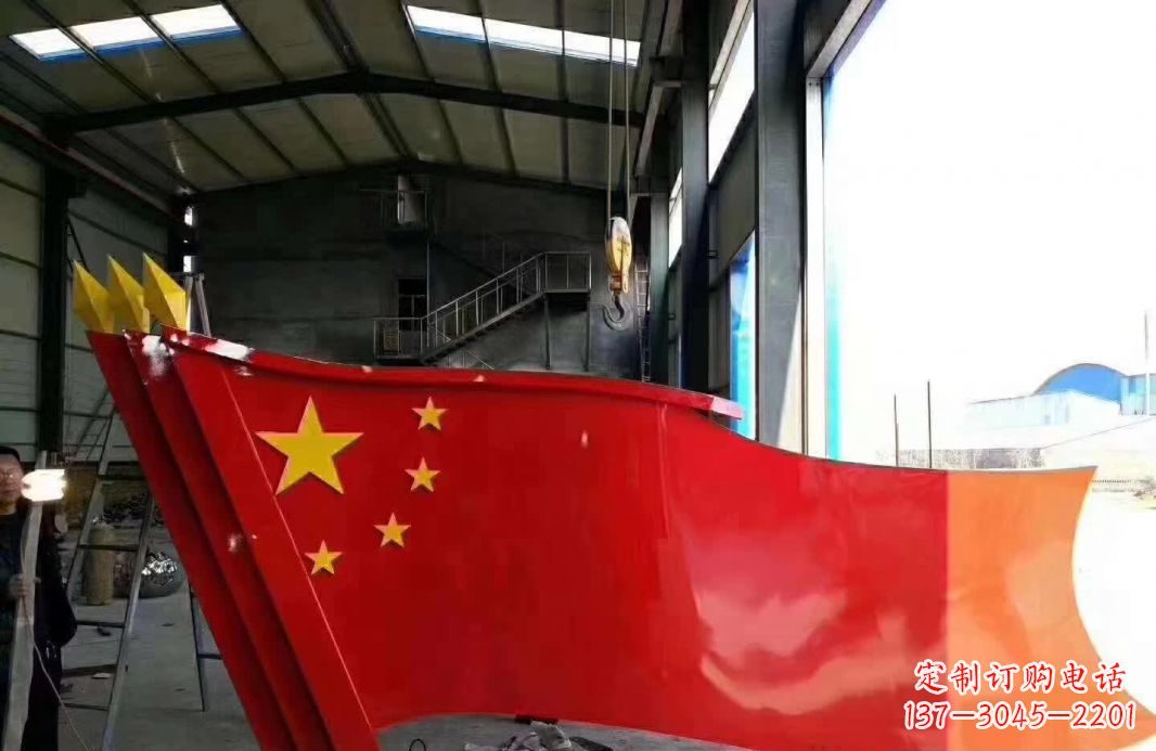 金华不锈钢党旗雕塑象征着中国共产党的伟大