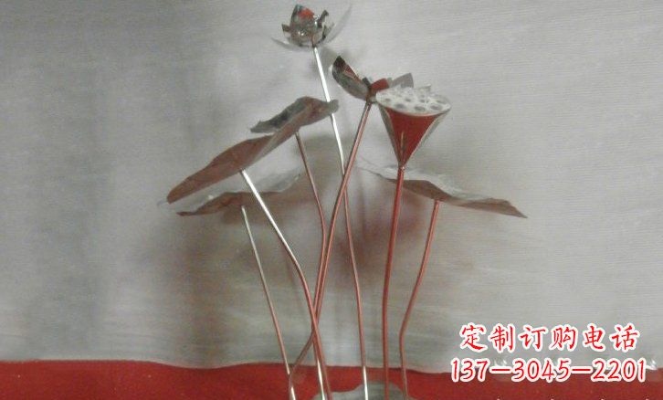 金华不锈钢锻造的荷叶雕塑