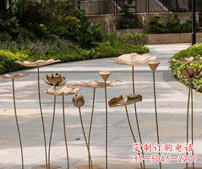 金华不锈钢锻造荷花装饰雕塑——精美绝伦