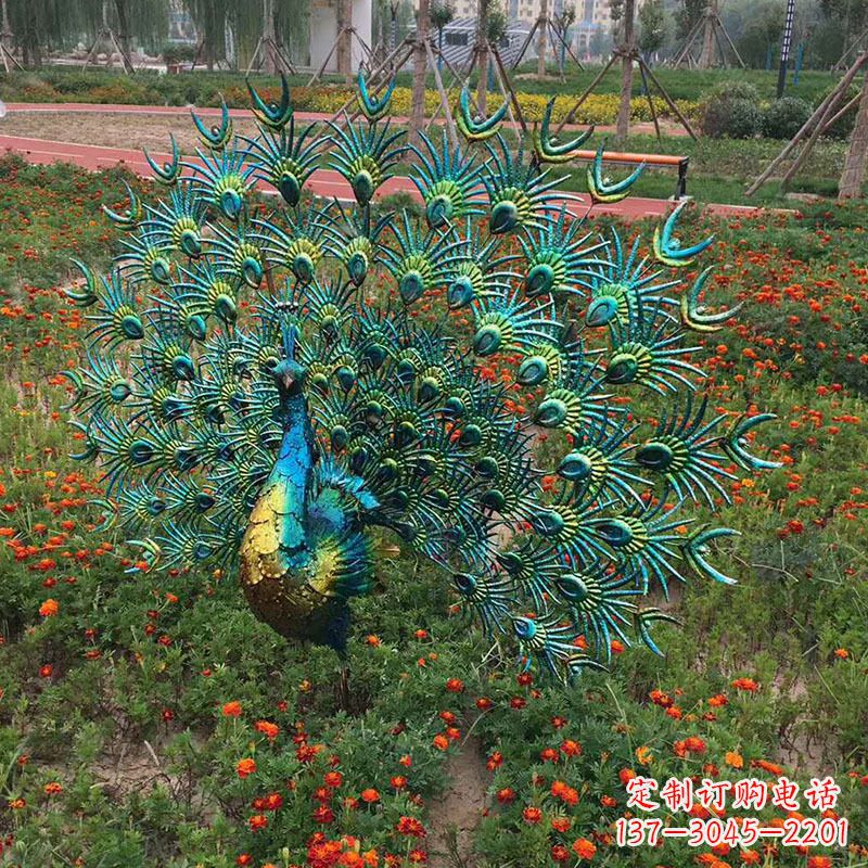 金华不锈钢仿真孔雀雕塑传承精美绝伦