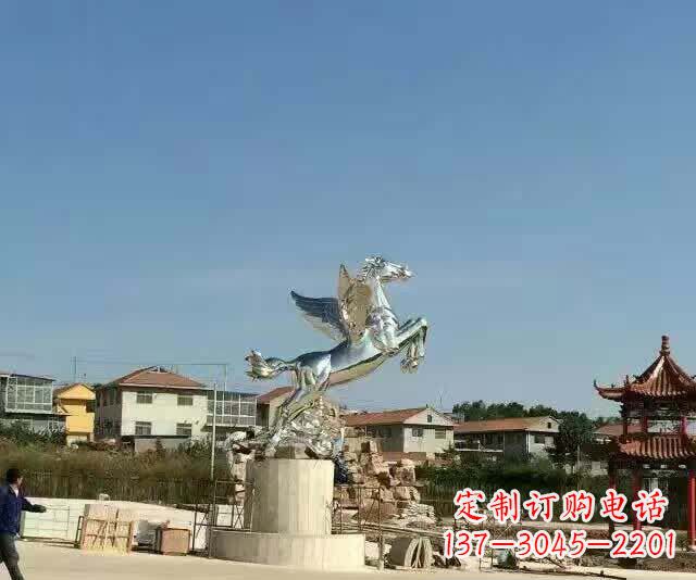 金华不锈钢飞马雕塑象征勇气与美丽