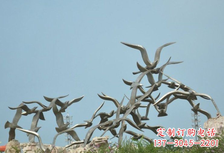 金华不锈钢大雁雕塑一只翱翔天际的艺术品
