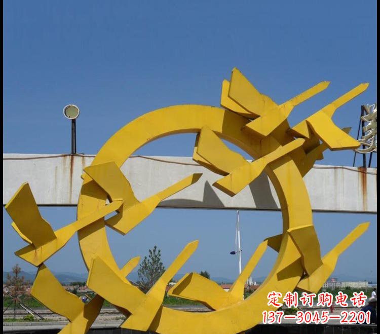 金华不锈钢大雁雕塑点缀公园美景