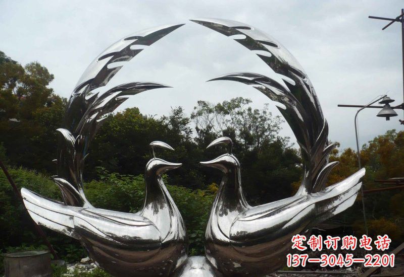 金华不锈钢孔雀雕塑精致美丽的艺术品