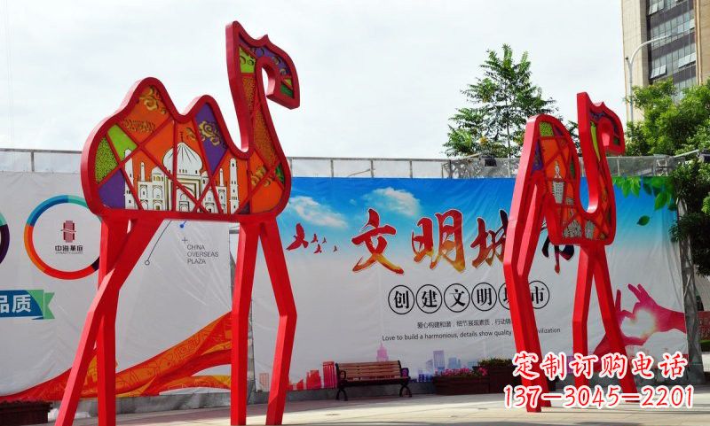 金华不锈钢骆驼雕塑——精美的艺术之作