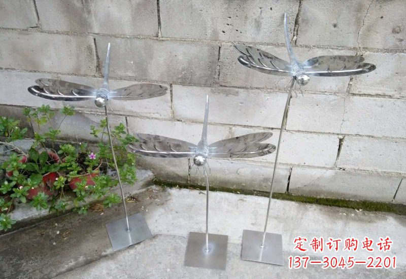 金华动物雕塑不锈钢蜻蜓的精美镜面