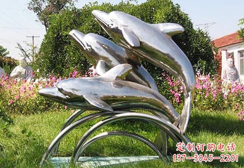 金华不锈钢公园动物跳跃的海豚雕塑