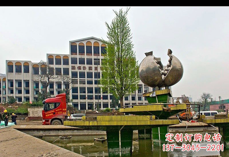 金华不锈钢石榴雕塑灿烂的艺术之美