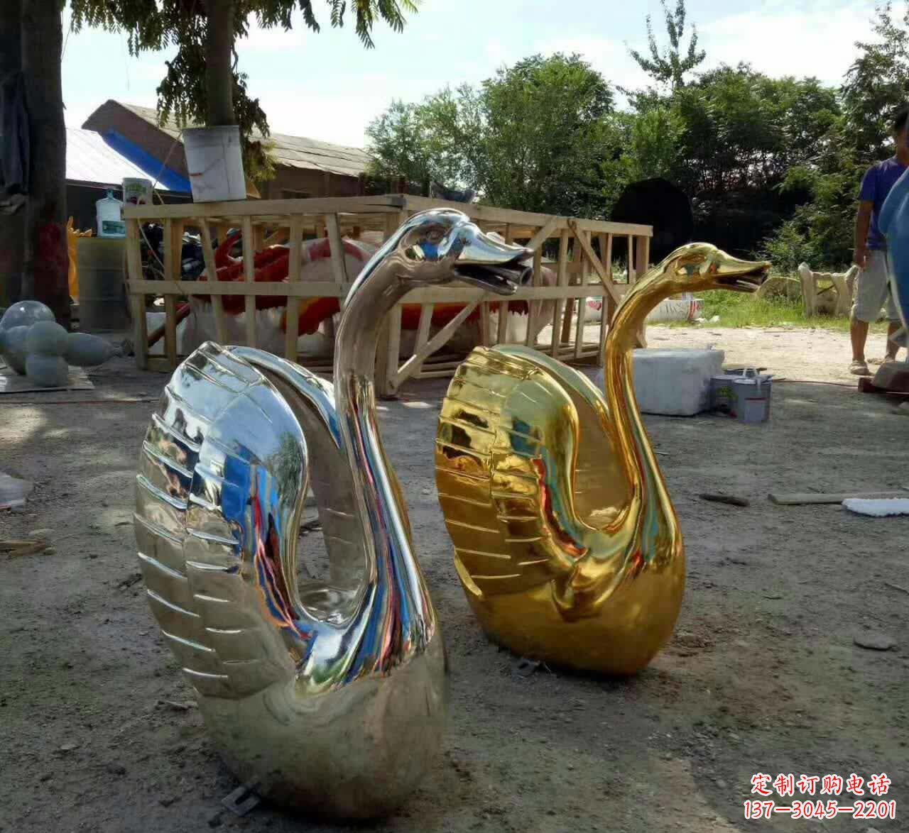 金华不锈钢天鹅雕塑艺术之美