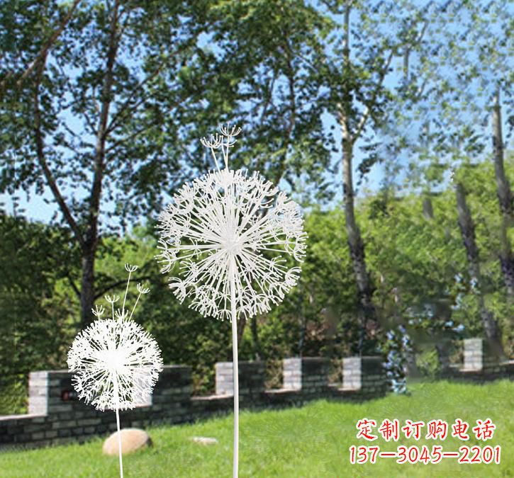 金华不锈钢广场上的蒲公英雕塑