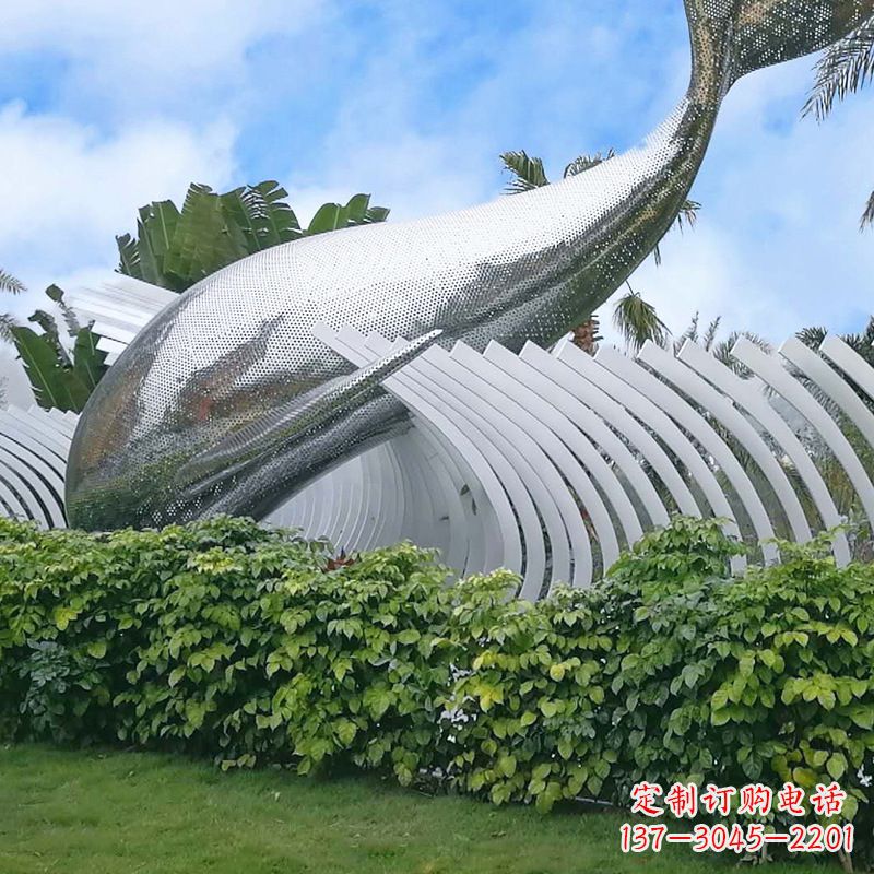 金华海豚雕塑镜面鲸鱼创意动物景观