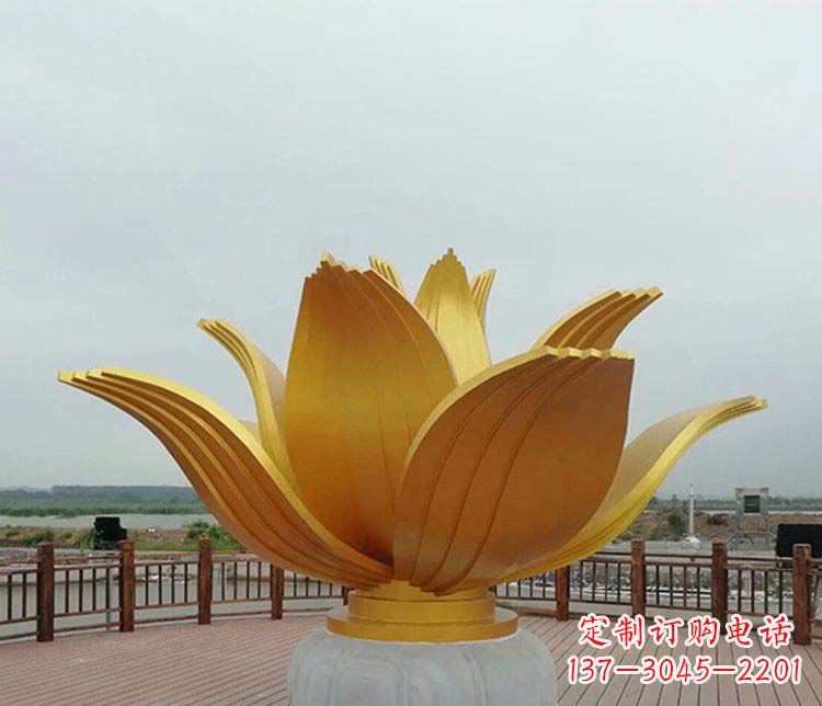金华不锈钢荷花绽放的美丽雕塑