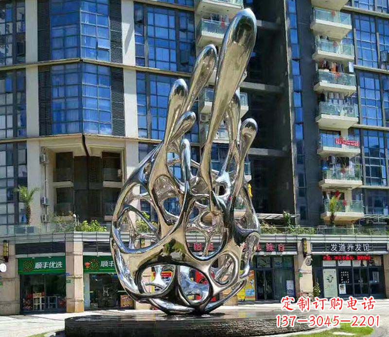 金华不锈钢火龙果雕塑集艺术与自然之美
