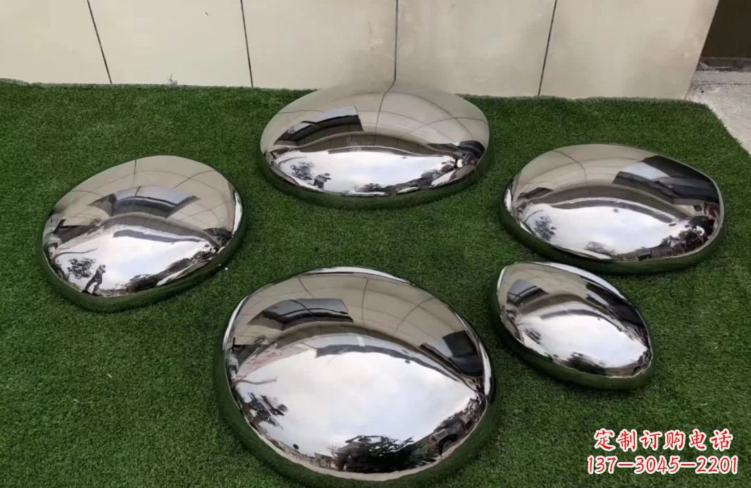 金华精致灵动的不锈钢鹅卵石雕塑