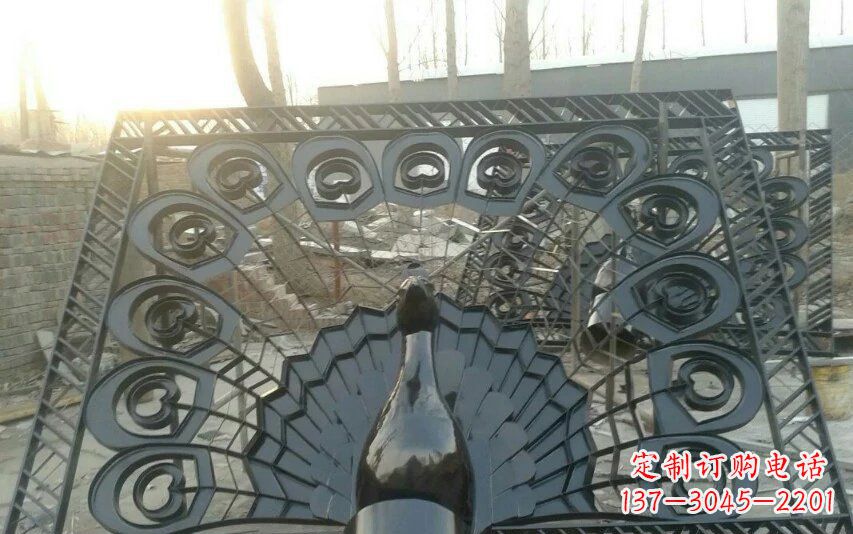 金华不锈钢孔雀开屏景观雕塑